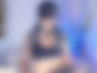Live cam show with Alahia-Dangelo - Ride Torso on AdultVida.com