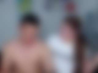 Live cam show with Ivy and Sam - Cute on xfollow cams