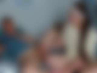 Live cam show with Ivy and Sam - Eating Pussy on x69.live
