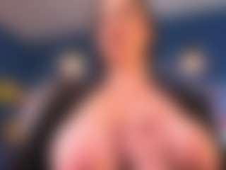 Live cam show with Jayden Jones - Thick on livesuperchat.net