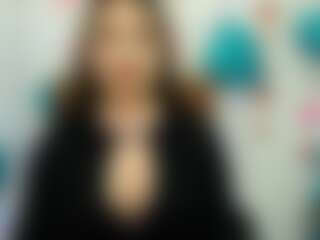 MaidyDinns's Live Sex Cam Show