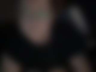 Live cam show with PeachPitt - Brown Hair on nudelive.tv
