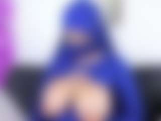 Live cam show with Zulema-Parvin - Squats on milfzrlive.com