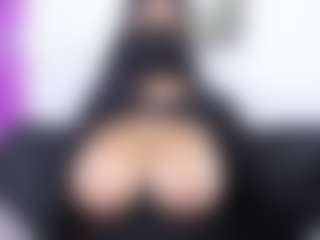 Zulema-Parvin's Live Sex Cam Show