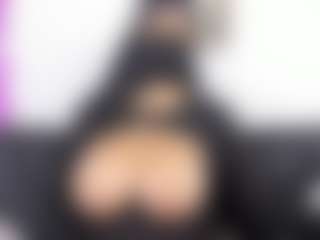 Live cam show with Zulema-Parvin - Schoolgirl on Camsoda