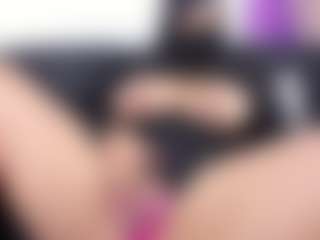 Live cam show with Zulema-Parvin - Arab on SmokeAndPoke
