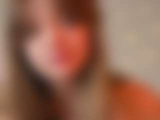 Live cam show with may-flowere - Spread on Chatstar