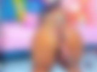 Miahorny69's Live Sex Cam Show