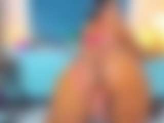Live cam show with Miahorny69 - Fingering on Fling VIP Chat