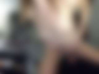 AAAPleaser's Live Sex Cam Show