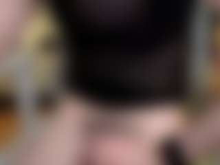 Live cam show with RoaringKitty - Cock Rating on eurowanks.com