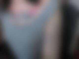 SerenaStrong's Live Sex Cam Show