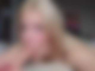 Live cam show with YourL1ttleAngel - Blue Eyes on fapnchat