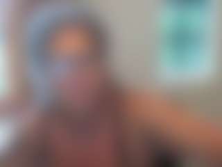 Blondecougar's Live Sex Cam Show