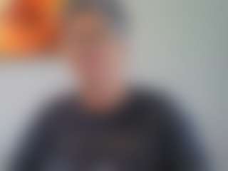 Blondecougar's Live Sex Cam Show