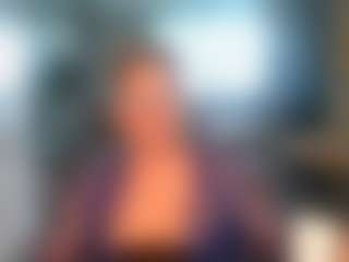 Live cam show with Blondecougar - Grey on Hubzter Live