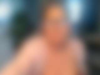 Blondecougar's Live Sex Cam Show