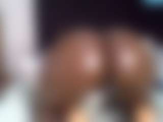Live cam show with DripASS - Thick on Hubzter Live