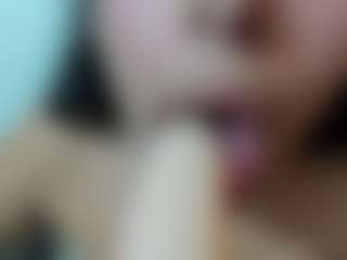 Live cam show with misseylenss - Hazel Eyes on SquirtSoMuch