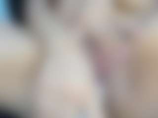 Live cam show with misseylenss - Hazel Eyes on TeamSkeetLive