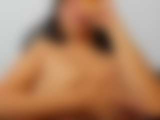 Live cam show with misseylenss - Milk on TeamSkeetLive