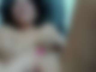 Live cam show with misseylenss - Hazel Eyes on 1on1-livenow