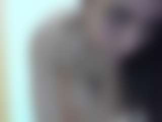 Live cam show with misseylenss - Tittyfuck on livesuperchat.net
