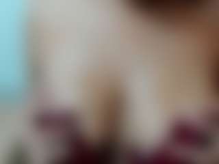 misseylenss's Live Sex Cam Show