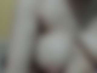 Live cam show with misseylenss - Milk on live18s.com