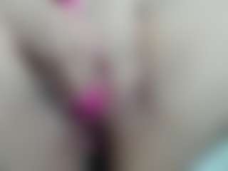 Live cam show with misseylenss - Milk on 1on1-livenow
