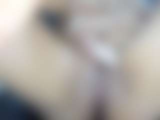 Live cam show with misseylenss - Tittyfuck on livesuperchat.net