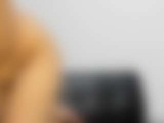 Live cam show with misseylenss - Milk on Dare Cams