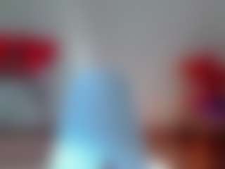 Live cam show with SalviaLi - Muscle on Free Soda