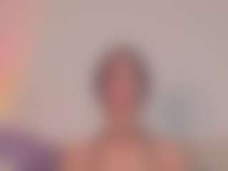 Emilyy-77's Live Sex Cam Show