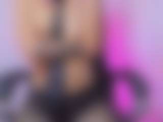 Emilyy-77's Live Sex Cam Show