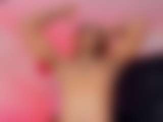 Live cam show with Kendall-hornyy - American on SmokeAndPoke | colombia