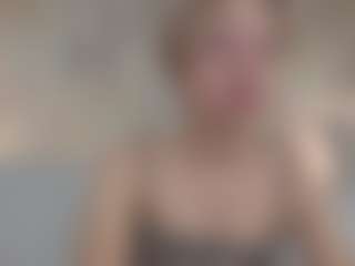 Michelle-Blond's Live Sex Cam Show