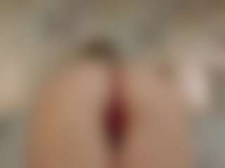 Live cam show with Michelle-Blond - Blonde Hair on AdultVida.com