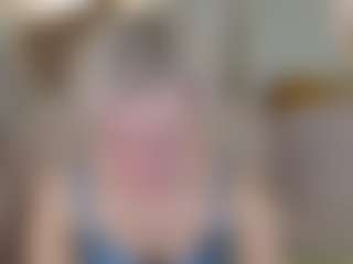 Live cam show with Michelle-Blond - Flashing on Camsoda