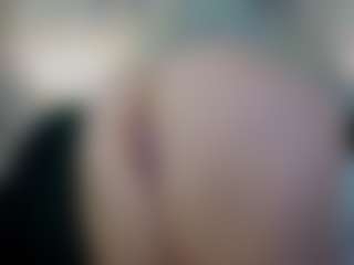 Live cam show with Michelle-Blond - Spanks on dropp.cam