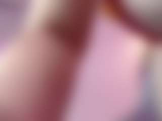Live cam show with Dalila Sky - Fingering on SquirtSoMuch