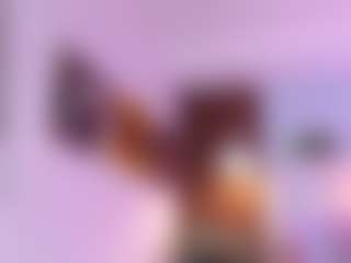 Live cam show with Dalila Sky - Teen (18+) on Dare Cams