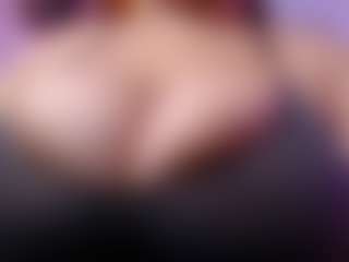 Live cam show with Dalila Sky - Sexy on Cam Slut