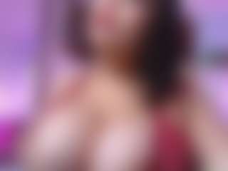 Live cam show with Dalila Sky - Public on Instabang