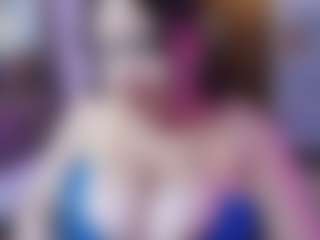 Live cam show with Dalila Sky - Chubby on Camsoda