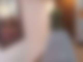 Live cam show with Dalila Sky - Chubby on Camsoda