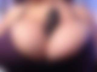 Live cam show with Dalila Sky - Colombia on xplaylive.com