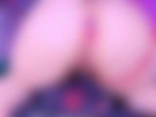 Live cam show with estrella-hkz - Blonde Hair on Camsoda