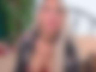 Live cam show with IsadoraDunkan - Blonde Hair on hrnylive.com