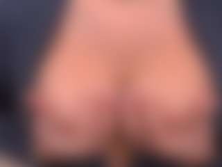 Live cam show with IsadoraDunkan - Fuck on Sweet Sext
